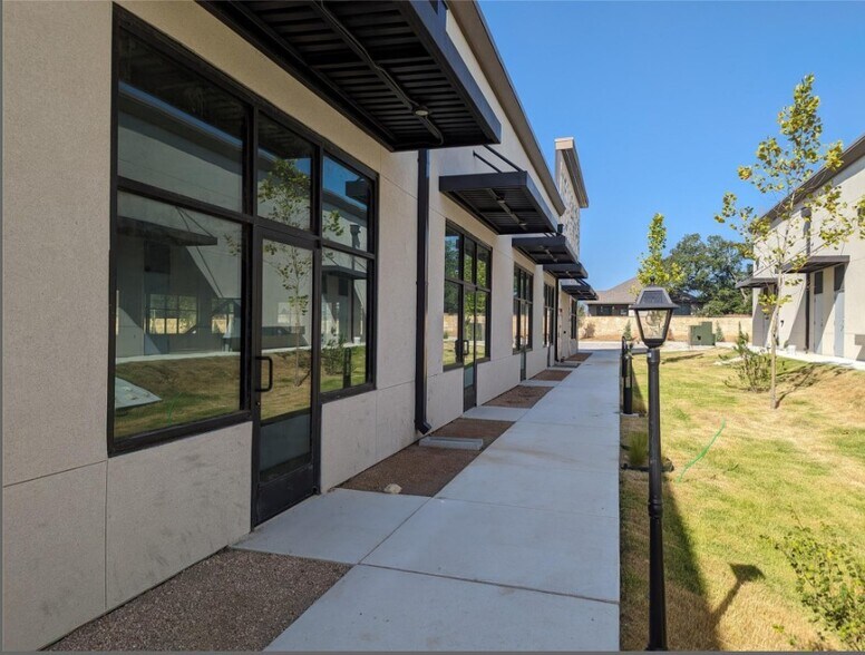 More Photos Of 15161 Ronald W Reagan Blvd, Leander Storefront For Lease