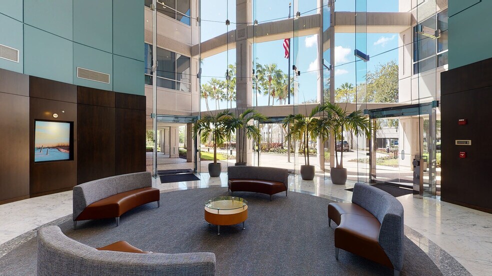 More Photos Of 15550 Lightwave Dr, Clearwater Office For Lease