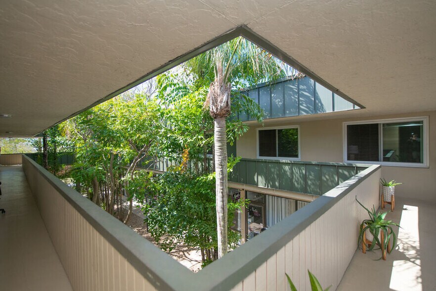 More Photos Of 2595 Tamiami Trl, Port Charlotte Apartments For Lease