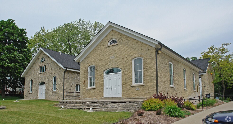 More Photos Of N64W24086 Main St, Sussex Office For Sale
