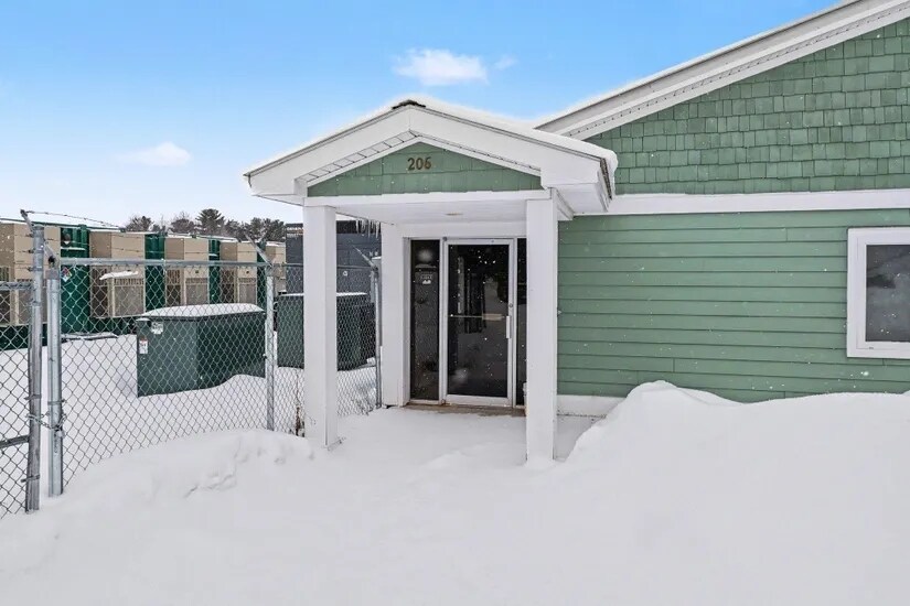 More Photos Of 206 E Park Dr, Kalkaska Warehouse For Sale