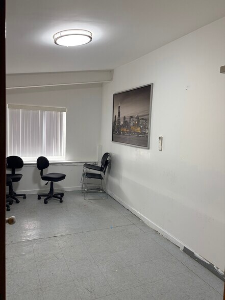 More Photos Of 43-11 36th St, Long Island City Warehouse For Lease