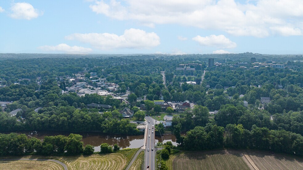 More Photos Of 3 Main St, New Paltz Restaurant For Sale