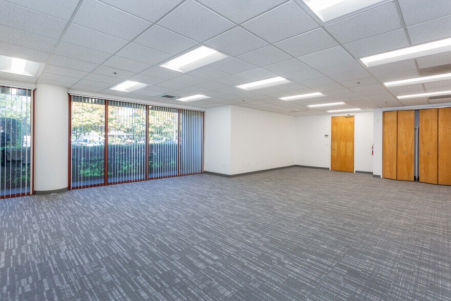 More Photos Of 1701 Novato Blvd, Novato Office For Lease