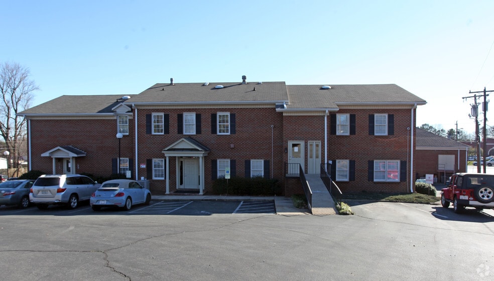 More Photos Of 3447 Robinhood Rd, Winston-Salem Office For Lease