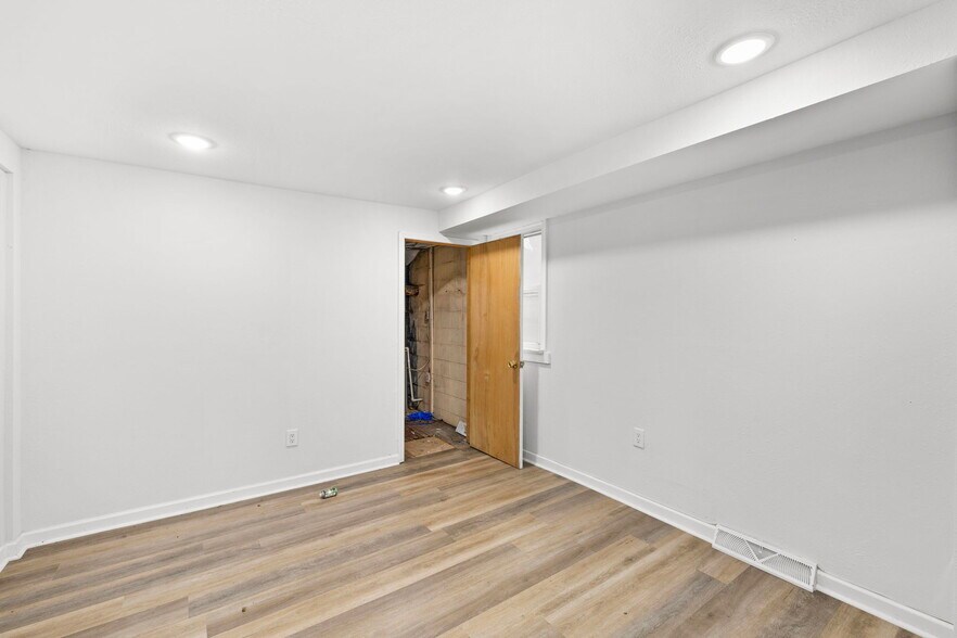 More Photos Of 1012-S S Main St, Culpeper Medical For Sale