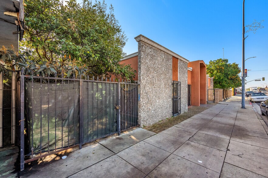 More Photos Of 4020 Slauson Ave, Maywood Storefront Retail Office For Lease