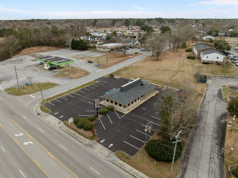 More Photos Of 1301 Gum Branch Rd, Jacksonville Restaurant For Lease
