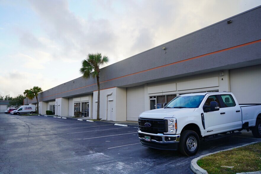 More Photos Of 4100 N Powerline Rd, Pompano Beach Unknown For Lease