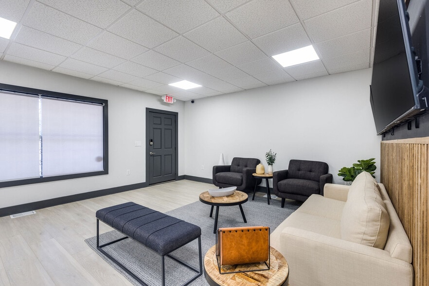 More Photos Of 509-513 Red Bank Rd, Goose Creek Medical For Sale