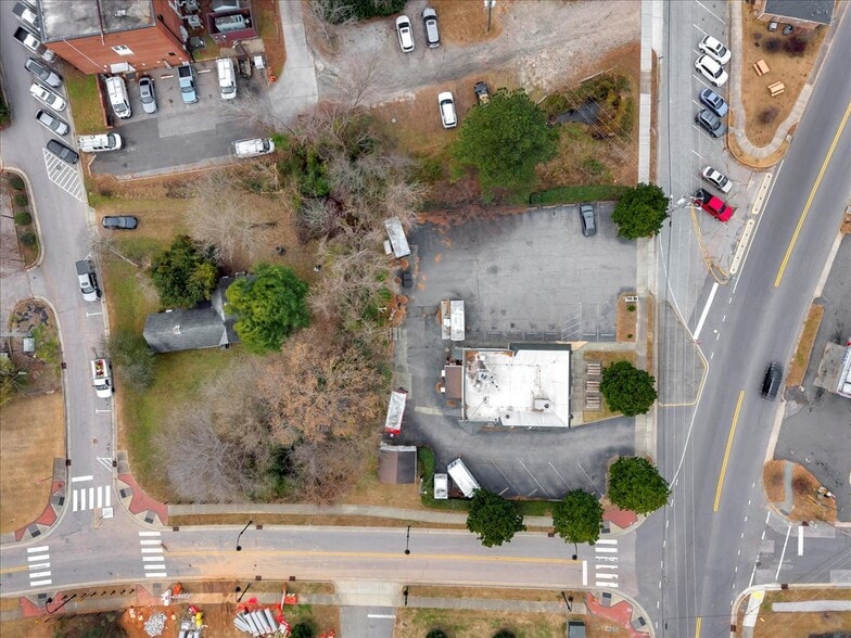 More Photos Of 306 Wait Ave, Wake Forest Fast Food For Sale