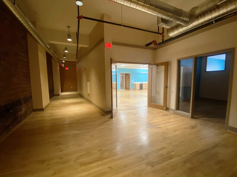 More Photos Of 686 Main St, Buffalo Loft Creative Space For Lease