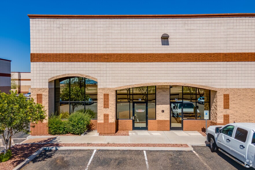 More Photos Of 500-600 N Bullard Ave, Goodyear Unknown For Lease