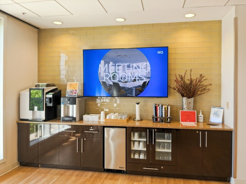 More Photos Of 2475 Northwinds Pky, Alpharetta Coworking Space