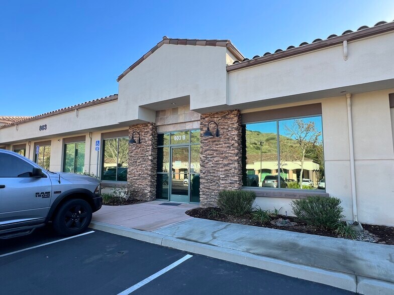 Primary Photo Of 803 Camarillo Springs Rd, Camarillo Office For Lease