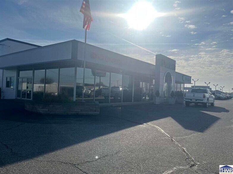 More Photos Of 4120 S US Highway 41, Terre Haute Auto Dealership For Sale