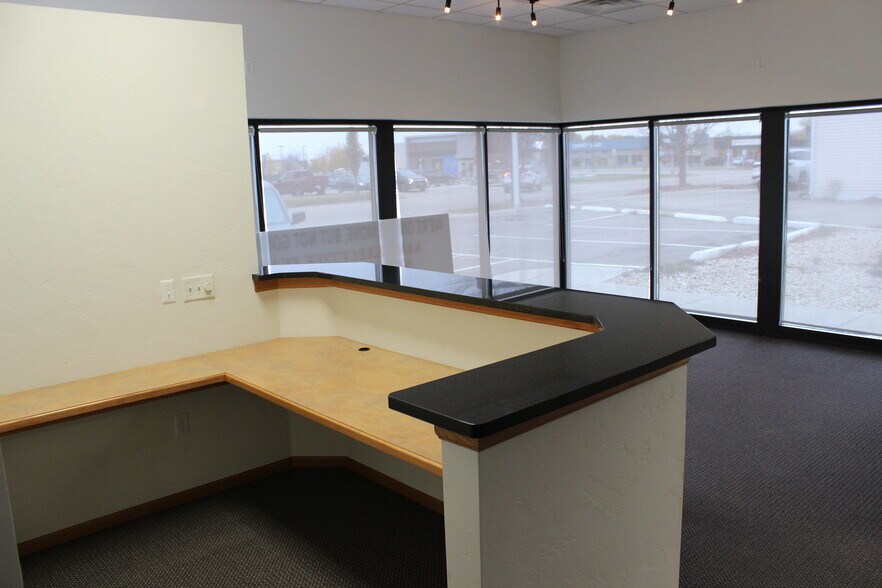 More Photos Of 1521 Randolph Rd, Janesville Medical For Lease