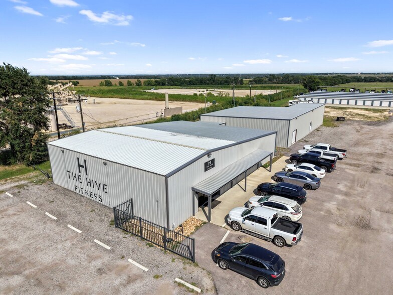 More Photos Of 2762 State Highway 21 E, Caldwell Warehouse For Sale