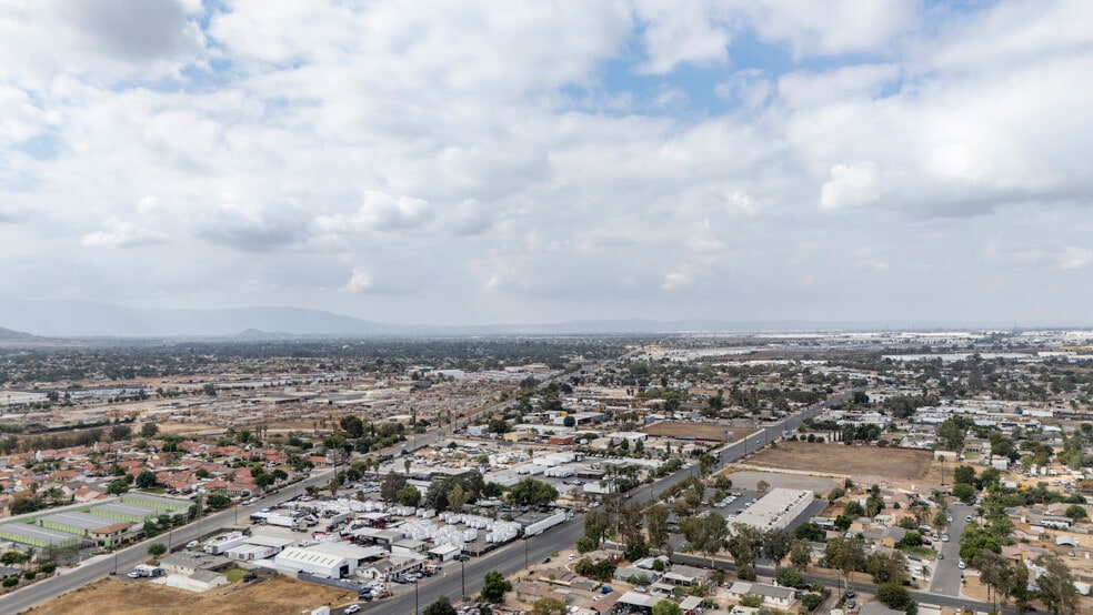 More Photos Of 9415 Mission Blvd, Riverside Unknown For Sale