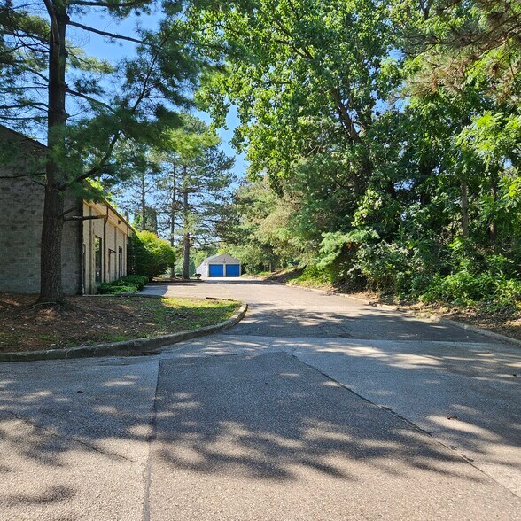 More Photos Of 70 W Streetsboro Rd, Hudson Self Storage For Lease