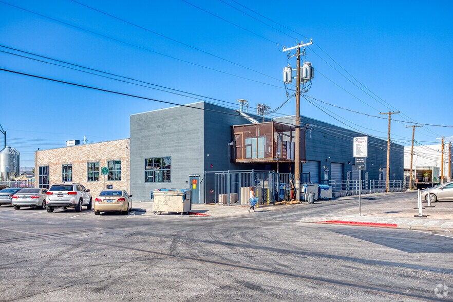 More Photos Of 1327 S Main St, Las Vegas Restaurant For Lease