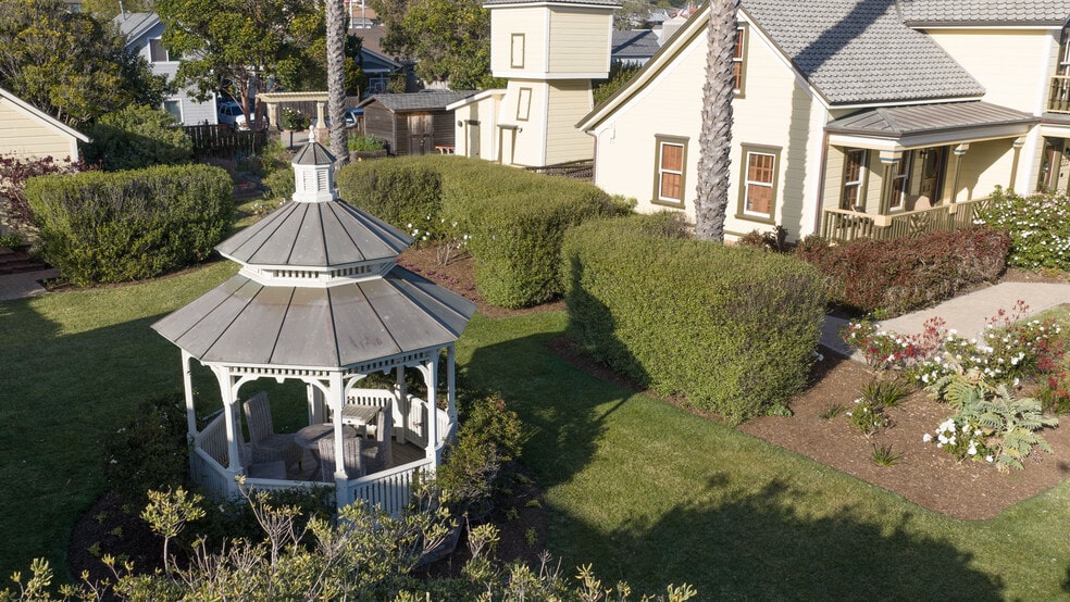 More Photos Of 149 Cayucos Dr, Cayucos Hospitality For Sale
