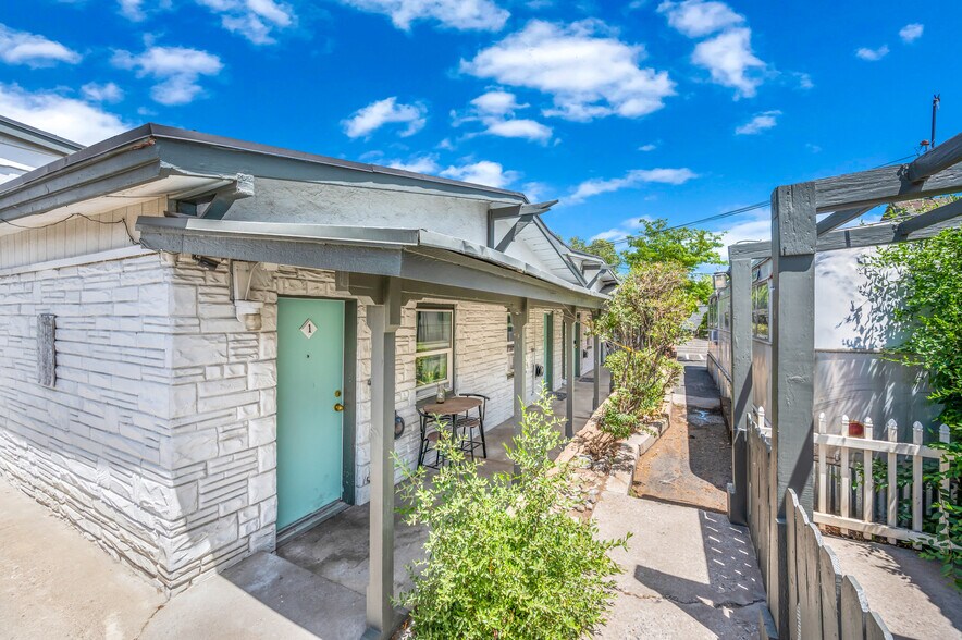 More Photos Of 2150 Victorian Ave, Sparks Apartments For Sale