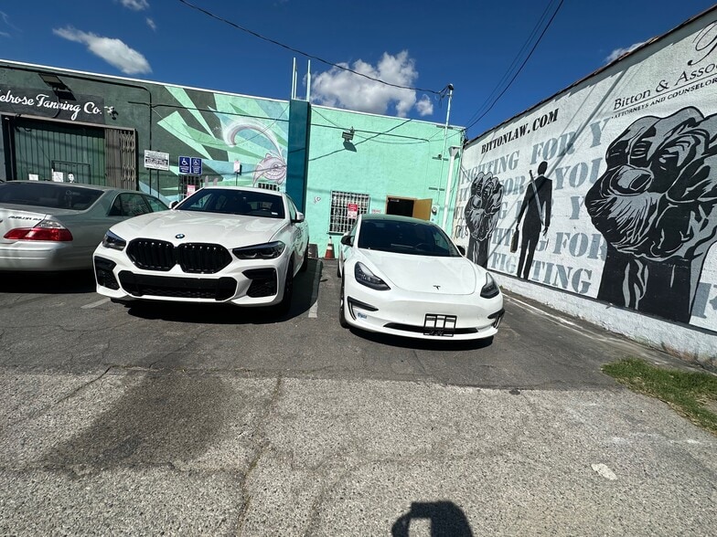 More Photos Of 7224-7228 Melrose Ave, Los Angeles General Retail For Sale