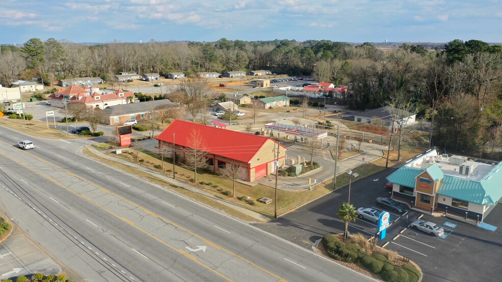 More Photos Of 1810 Opelika Rd, Auburn Carwash For Sale