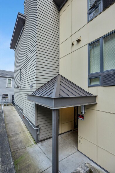 More Photos Of 2926 SW 4th Ave, Portland Apartments For Sale