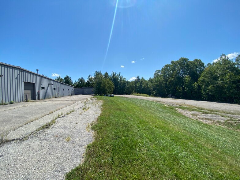 More Photos Of 112 Squires Rd, North Clarendon Auto Dealership For Sale