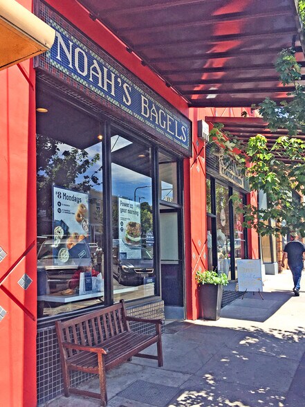 More Photos Of 1820 Solano Ave, Berkeley Storefront Retail Office For Lease