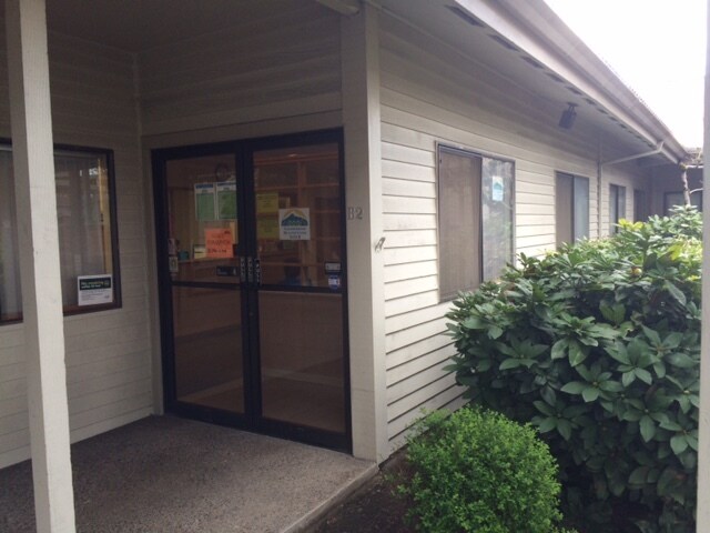 More Photos Of 17175 SW Tualatin Valley Hwy, Beaverton Unknown For Lease