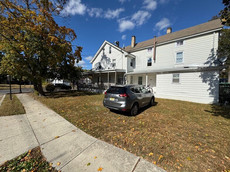 More Photos Of 315 Burlington Ave, Delanco Apartments For Sale