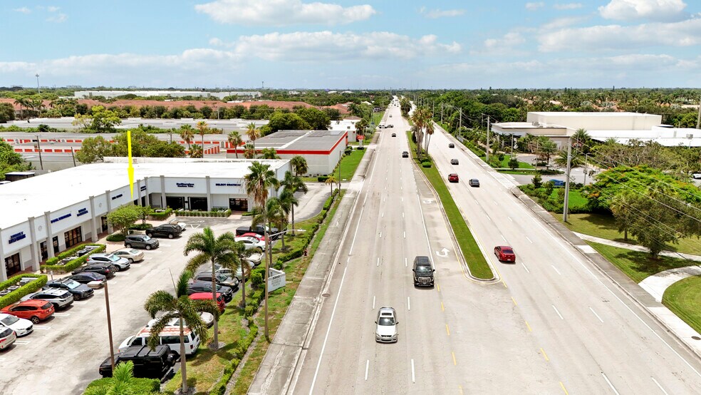 More Photos Of 3300 S Congress Ave, Boynton Beach Showroom For Sale