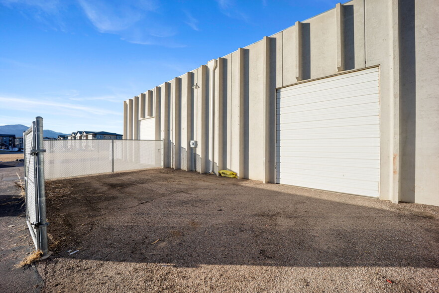 More Photos Of 1130 Valley St, Colorado Springs Warehouse For Lease