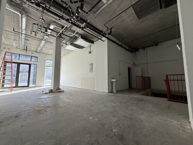 More Photos Of 17 Somers St, Brooklyn Apartments For Lease