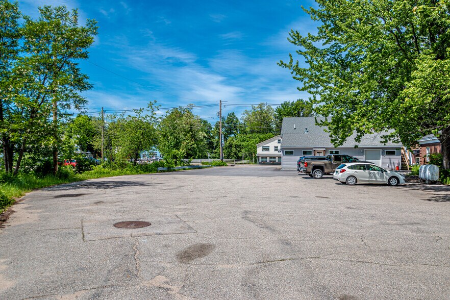 More Photos Of 45 Main St, Conway Auto Repair For Sale