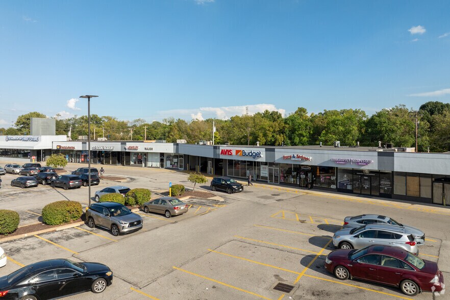 More Photos Of 492-790 N Us Highway 67, Florissant Storefront For Lease