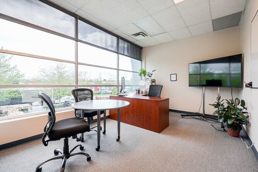 More Photos Of 766 Cliveden Pl, Delta Warehouse For Lease