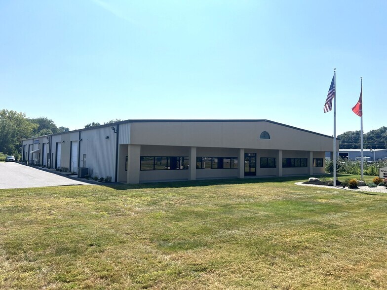 Primary Photo Of 211 Hartford Tpke, Tolland Warehouse For Lease