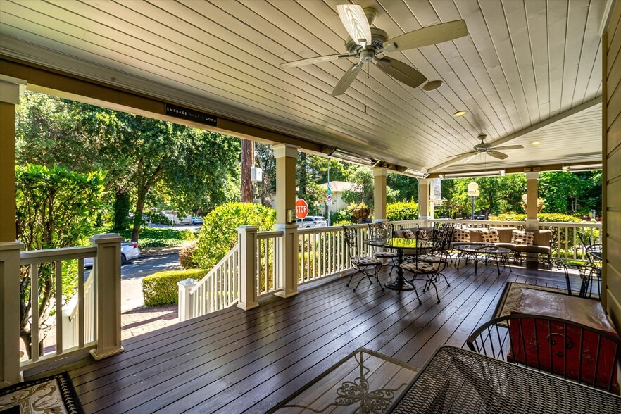 More Photos Of 1139 Lincoln Ave, Calistoga Hospitality For Sale
