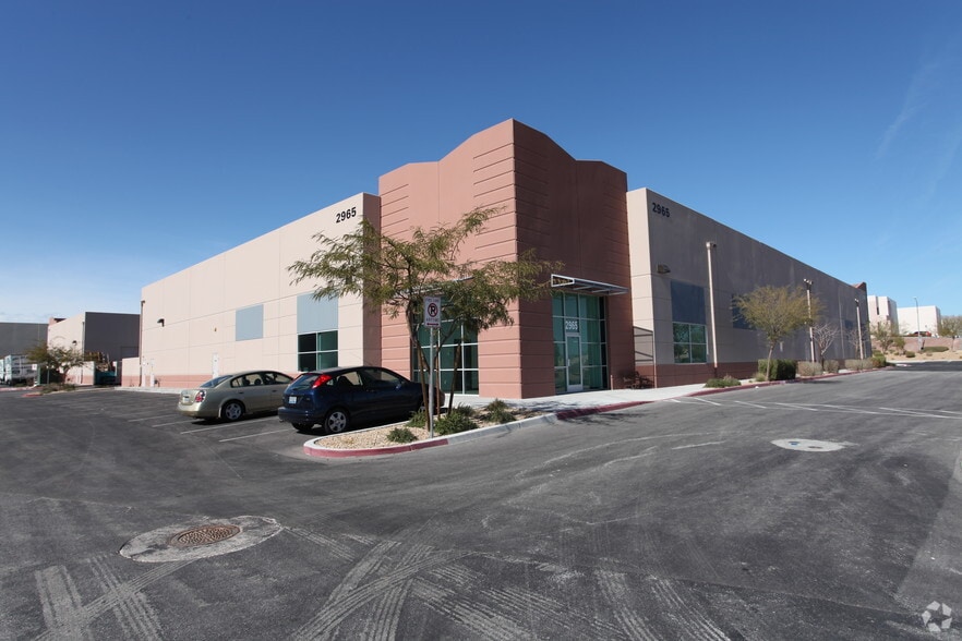 More Photos Of 2965 Coleman St, North Las Vegas Distribution For Lease