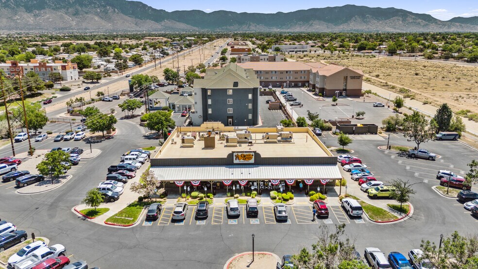 More Photos Of 5200 San Antonio Dr NE, Albuquerque Restaurant For Sale
