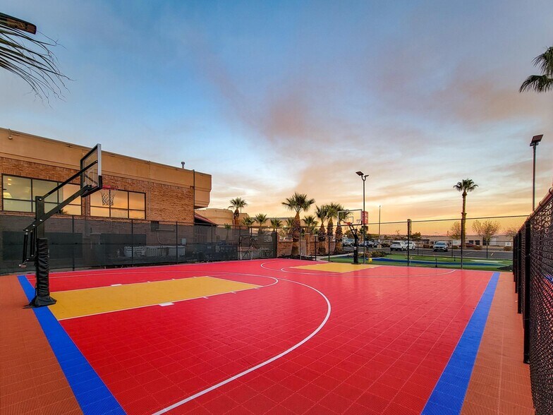 More Photos Of 850 S Bluff St, Saint George Hotel For Sale