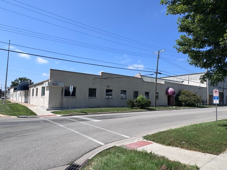 Primary Photo Of 510 N Pearl St, Macomb Industrial For Sale