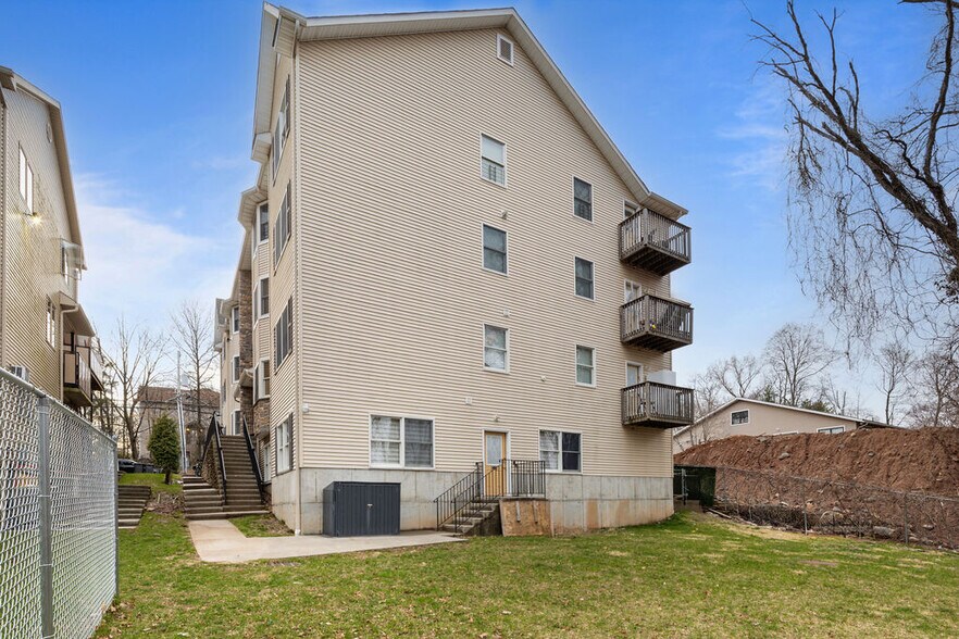 More Photos Of 68 Main St, Monsey Apartments For Sale