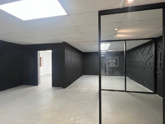 More Photos Of 2309-2313 W Victory Blvd, Burbank Storefront Retail Office For Lease