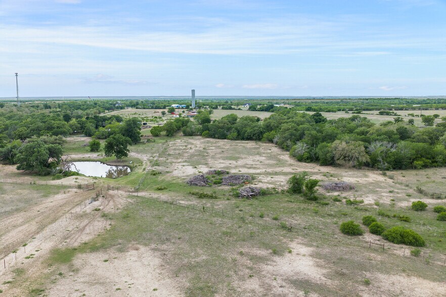 More Photos Of 9765 State Park Rd, Lockhart Land For Sale