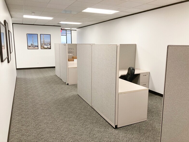 More Photos Of 1 Sugar Creek Center Blvd, Sugar Land Office For Lease